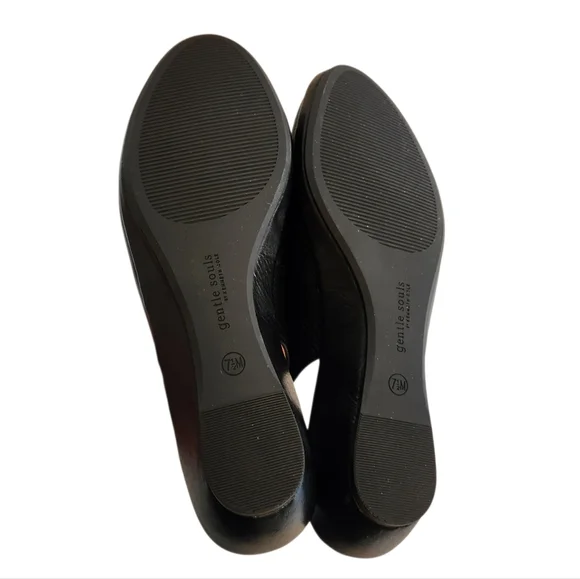 NWOB Gentle Souls Noemi Black Leather Low Wedge Slingback Size 7.5 - Picture 8 of 10